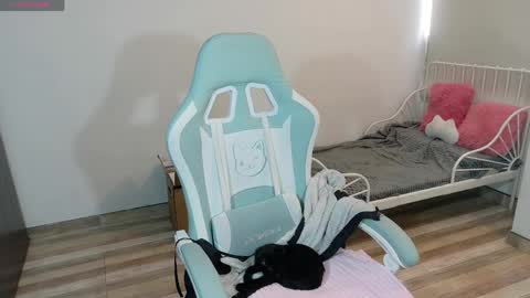 sabrina online show from 04-07-26, 05:57