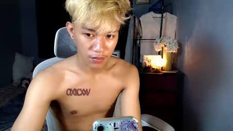 Loy online show from 12-17-25, 07:25