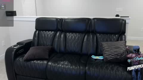 Snapshot of nautimermaid chatting on 02-26-25, 12:49 nautimermaid online show from 02-26-25, 12:49