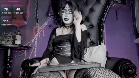 Navier  online show from 02-28-26, 01:28