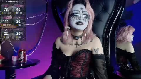 Snapshot of navier__ chatting on 04-30-26, 04:19 Navier online show from 04-30-26, 04:19