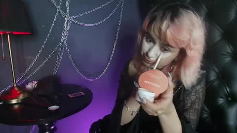 Snapshot of navier__ chatting on 05-14-26, 02:51 Navier online show from 05-14-26, 02:51