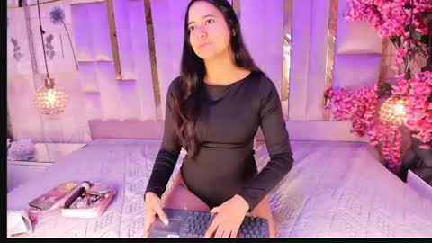 Nayarak online show from 07-06-26, 01:19
