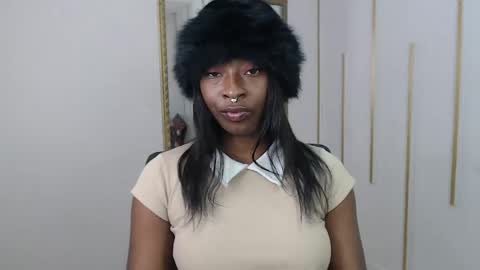 Snapshot of nayariskaya chatting on 04-25-26, 01:41 Nayaris 3 online show from 04-25-26, 01:41