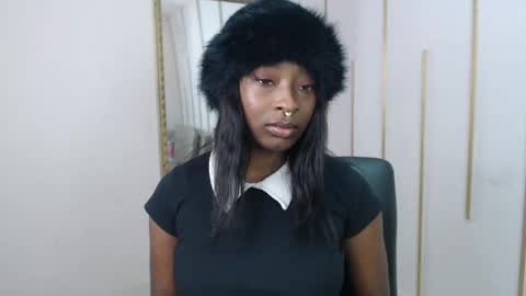 Snapshot of nayariskaya chatting on 05-15-26, 04:14 Nayaris 3 online show from 05-15-26, 04:14