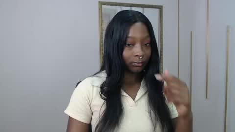 Snapshot of nayariskaya chatting on 05-17-26, 02:13 Nayaris 3 online show from 05-17-26, 02:13
