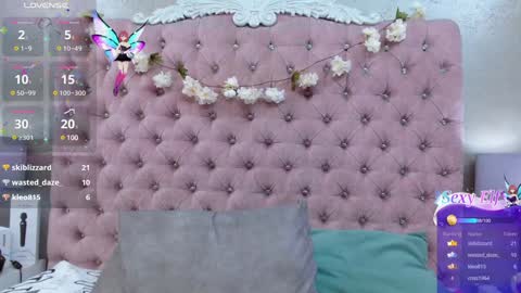 Naye  online show from 01-19-25, 07:46