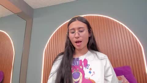 Snapshot of nayecloud chatting on 02-03-26, 06:40 Naye online show from 02-03-26, 06:40