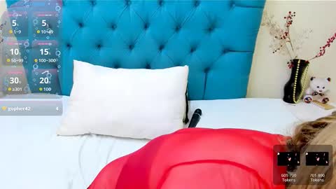 Lady Nayla online show from 11-26-25, 04:19