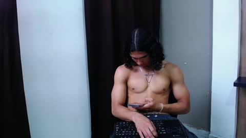 Nazper online show from 09-30-25, 05:07