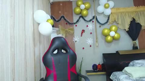 Nazper online show from 11-18-25, 04:39