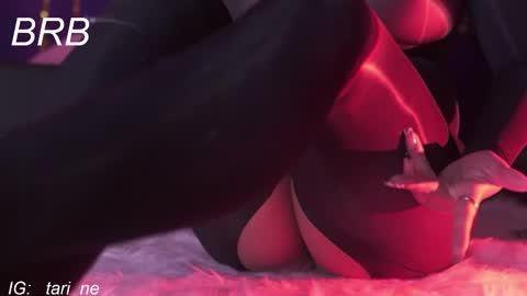 Nefertari online show from 09-25-25, 11:25