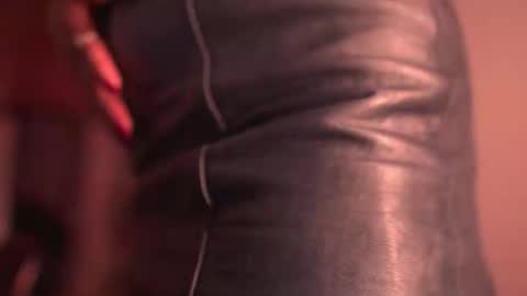 Nefertari online show from 02-07-26, 10:41