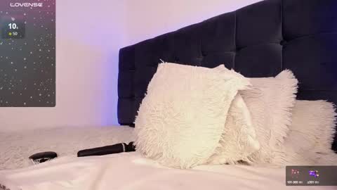 Snapshot of nea_lm chatting on 12-01-24, 04:29 nea-- online show from 12-01-24, 04:29