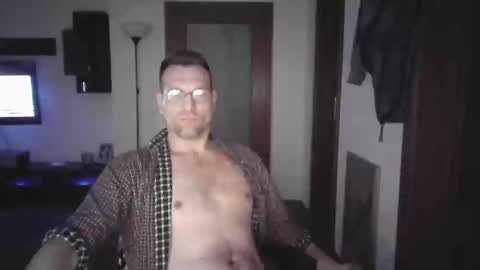 Snapshot of needfullthx chatting on 03-05-25, 12:27 Sebastian online show from 03-05-25, 12:27