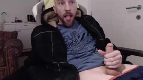 Snapshot of needyoujust chatting on 02-21-25, 01:00 needyoujust online show from 02-21-25, 01:00