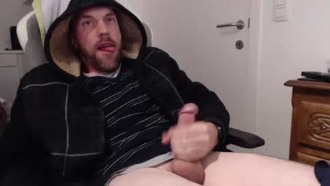 Snapshot of needyoujust chatting on 09-17-25, 09:38 needyoujust online show from 09-17-25, 09:38