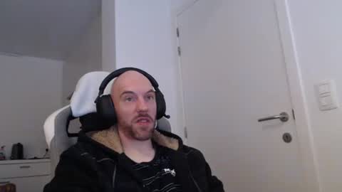 Snapshot of needyoujust chatting on 11-30-25, 09:52 needyoujust online show from 11-30-25, 09:52