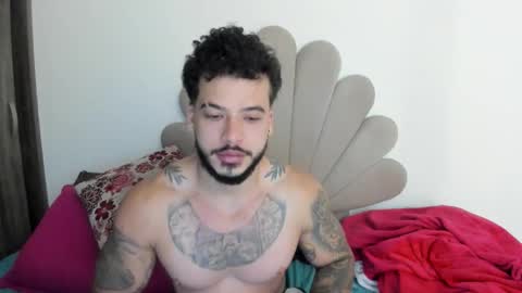 Nei turn green online show from 09-29-25, 12:27