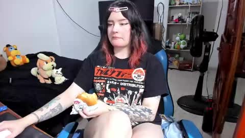 Geek Nicole    im Neeko UwU online show from 05-26-26, 12:06