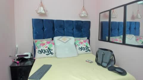 neferet_opal online show from 06-21-26, 01:08