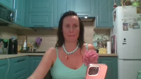 Snapshot of nefertiti05 chatting on 07-28-26, 06:53 nefertiti05 online show from 07-28-26, 06:53