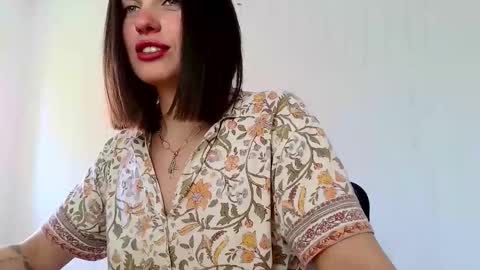 Snapshot of neferutt chatting on 04-15-26, 02:57 Neferutt online show from 04-15-26, 02:57