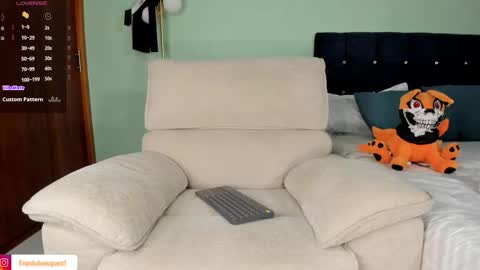 Snapshot of neganhot_ chatting on 10-29-25, 01:52 NEGAN online show from 10-29-25, 01:52