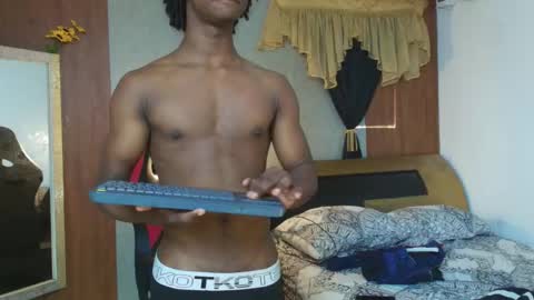 Snapshot of negga_cum chatting on 05-31-26, 02:02 NEGGA online show from 05-31-26, 02:02
