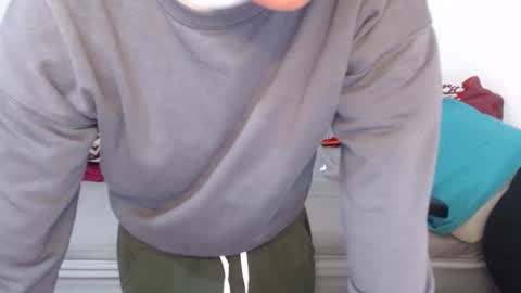 Zoe online show from 10-21-25, 10:38