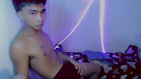 Snapshot of neil_asian69 chatting on 11-08-25, 02:39 neil_asian69 online show from 11-08-25, 02:39
