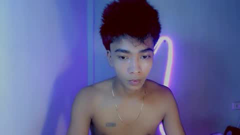 Snapshot of neil_asian69 chatting on 11-10-25, 10:09 neil_asian69 online show from 11-10-25, 10:09