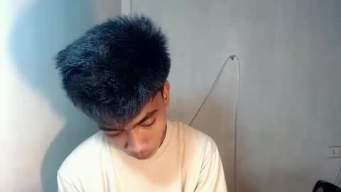 Snapshot of neil_asian69 chatting on 11-22-25, 08:35 neil_asian69 online show from 11-22-25, 08:35