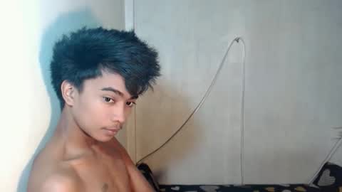 Snapshot of neil_asian69 chatting on 12-16-25, 07:46 neil_asian69 online show from 12-16-25, 07:46