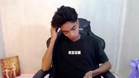 Snapshot of neil_asian69 chatting on 02-16-26, 12:34 neil_asian69 online show from 02-16-26, 12:34