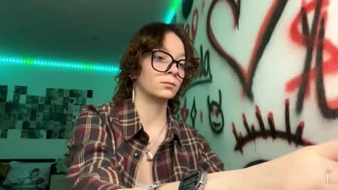 Alice online show from 03-07-26, 07:33