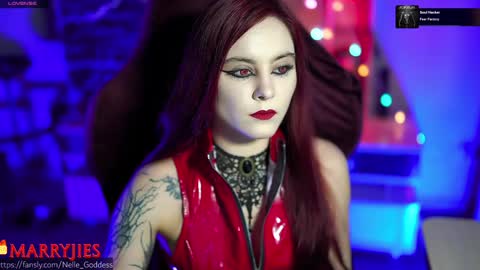 Snapshot of nelle_ chatting on 02-03-25, 12:47 online show from 02-03-25, 12:47