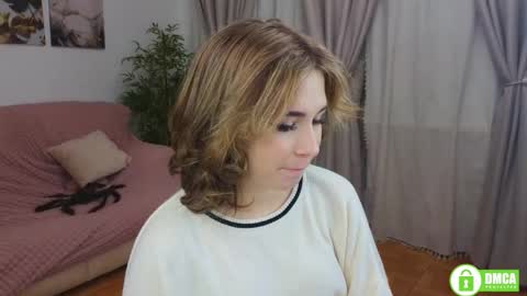 Snapshot of nellie_moans chatting on 11-15-25, 02:13 Nellie online show from 11-15-25, 02:13