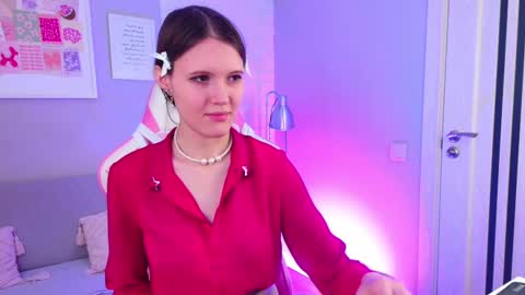 Snapshot of nellloyns chatting on 02-23-25, 04:13 Nelly online show from 02-23-25, 04:13