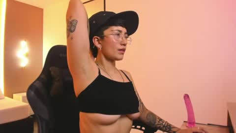 N E L L Y online show from 07-28-26, 04:39