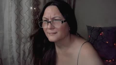 nemiia_long online show from 01-12-25, 07:10