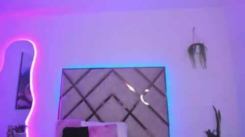 nenaarisk online show from 03-17-26, 01:47