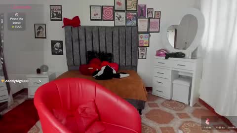 Snapshot of nenitaa_ chatting on 05-18-26, 11:27 nenitaa_ online show from 05-18-26, 11:27
