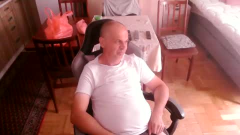Snapshot of neno89654 chatting on 06-22-26, 10:23 neno89654 online show from 06-22-26, 10:23