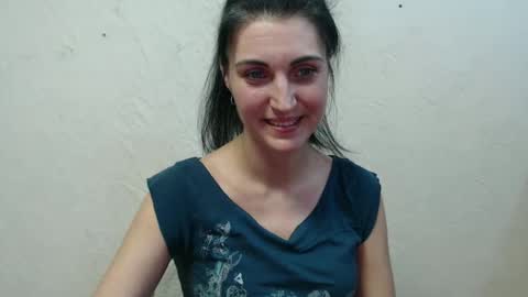 Nensy online show from 01-24-25, 04:28