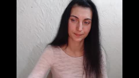 Nensy online show from 09-29-25, 03:17