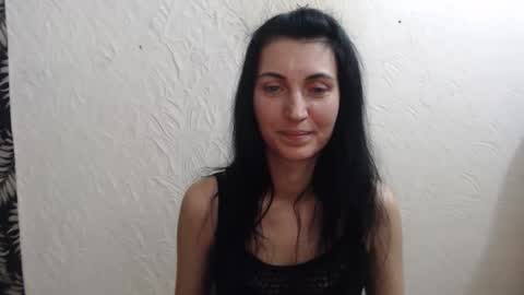 Nensy online show from 04-24-26, 08:44