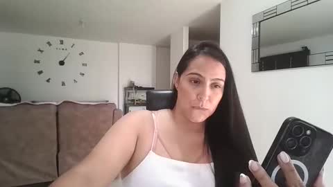 kelly lopez online show from 10-22-25, 06:07