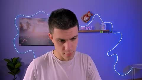 neo_raze_ online show from 03-19-26, 07:29