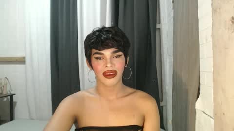 neomi online show from 10-29-25, 06:59